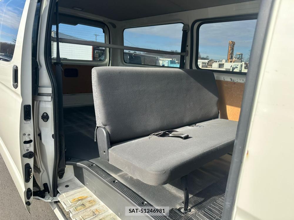 Toyota HIACE VAN 2020 1987280-8