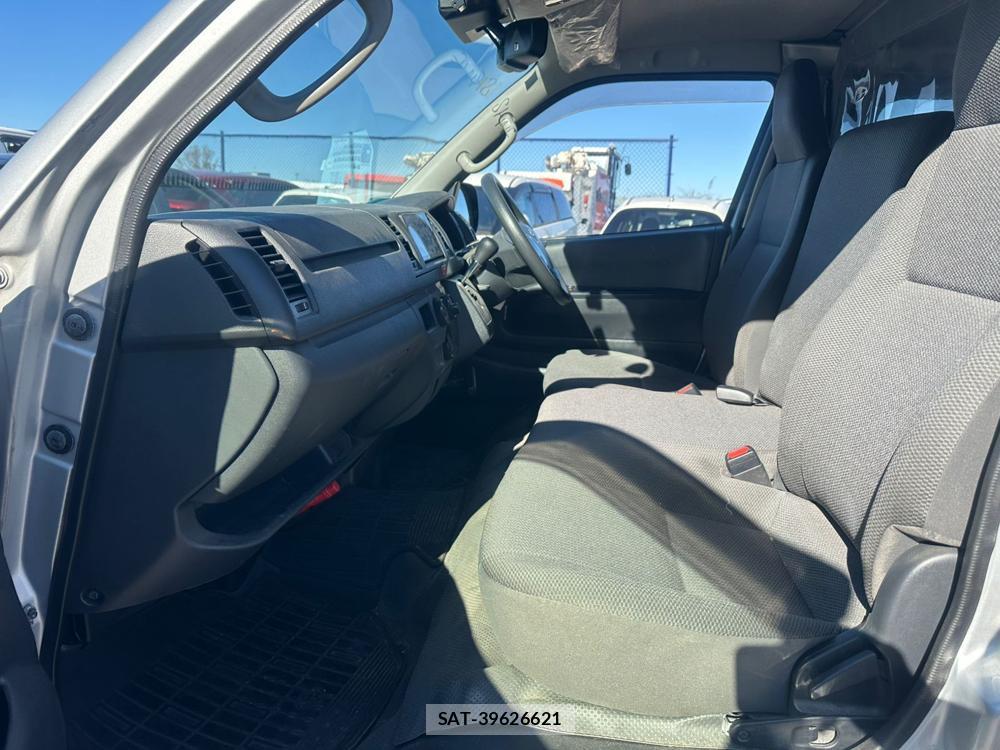 Toyota HIACE VAN 2019 1921004-10