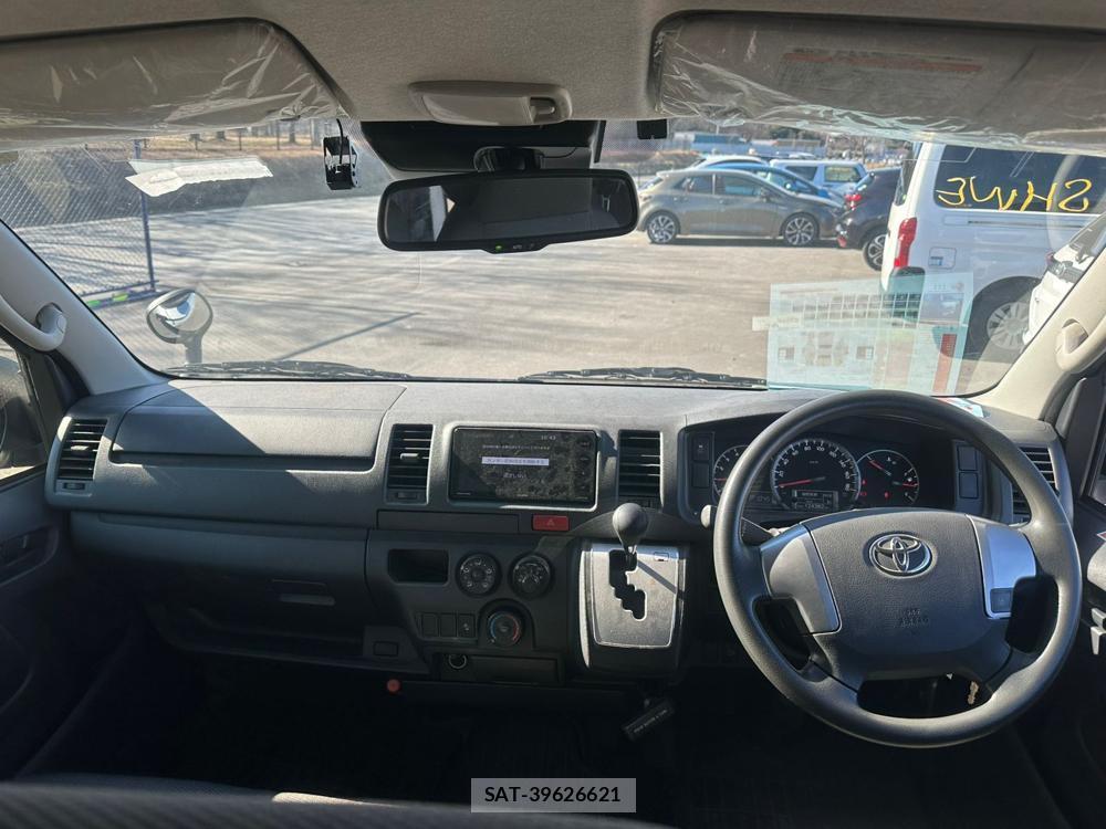 Toyota HIACE VAN 2019 1921004-12