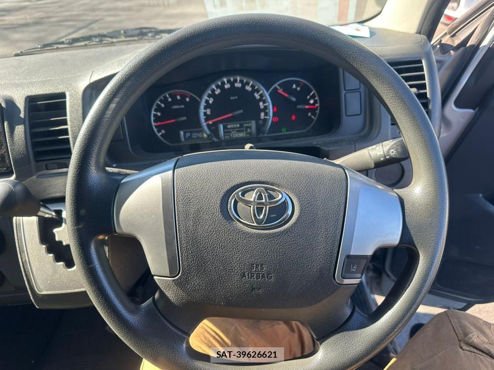 Toyota HIACE VAN 2019 1921004-13
