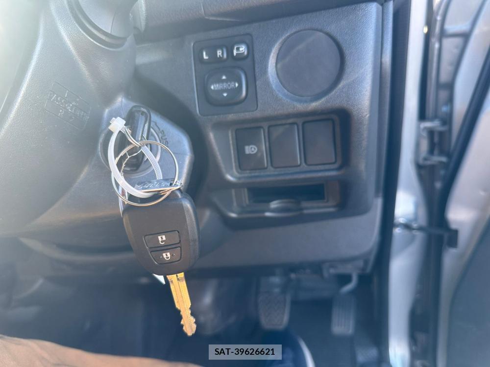 Toyota HIACE VAN 2019 1921004-16