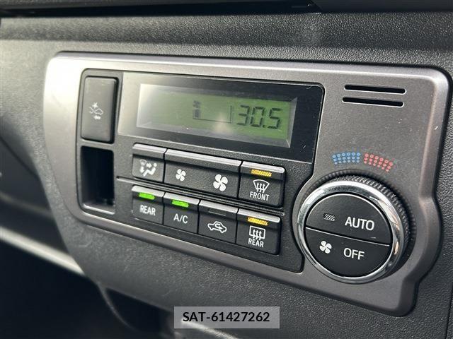 Toyota HIACE VAN 2020-03 4593381-17