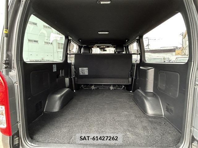 Toyota HIACE VAN 2020-03 4593381-25