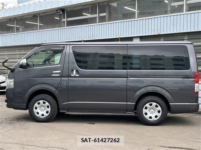 Toyota HIACE VAN 2020-03 4593381-4