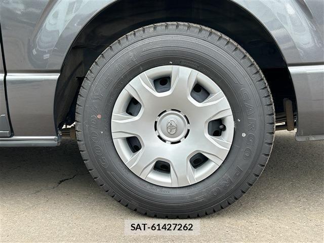Toyota HIACE VAN 2020-03 4593381-5