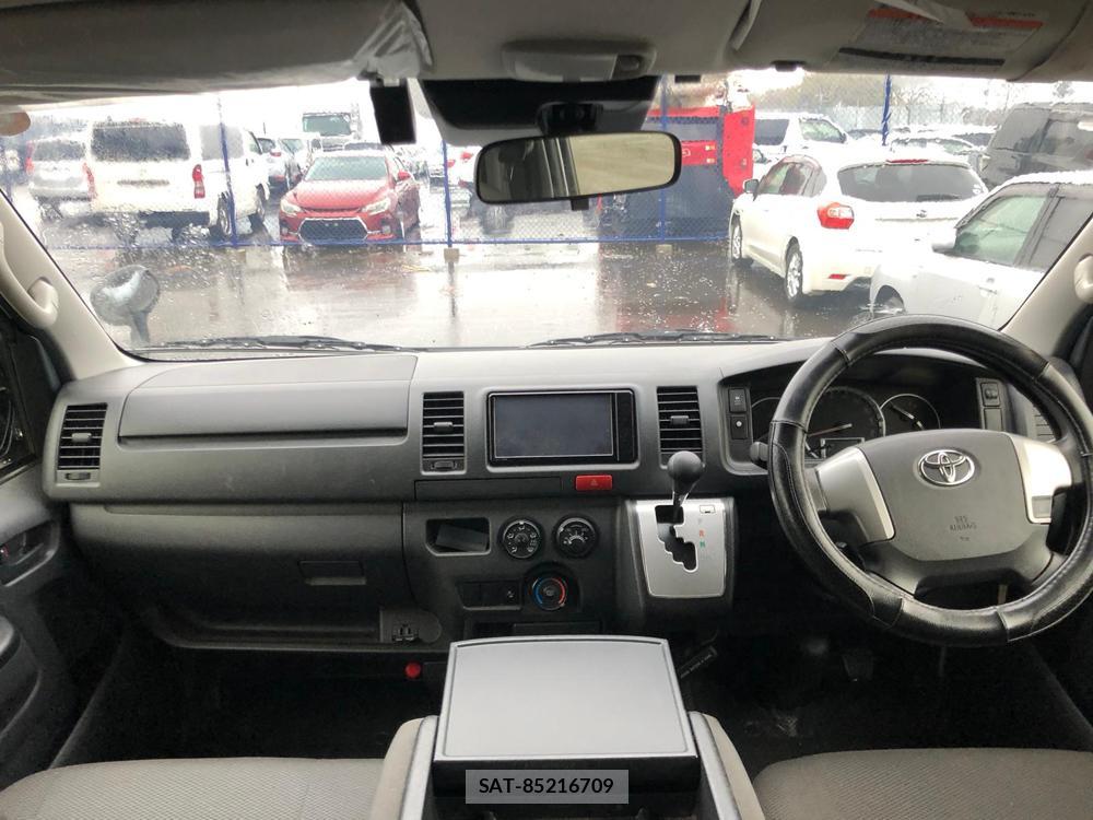 Toyota HIACE VAN 2019 5358331-12