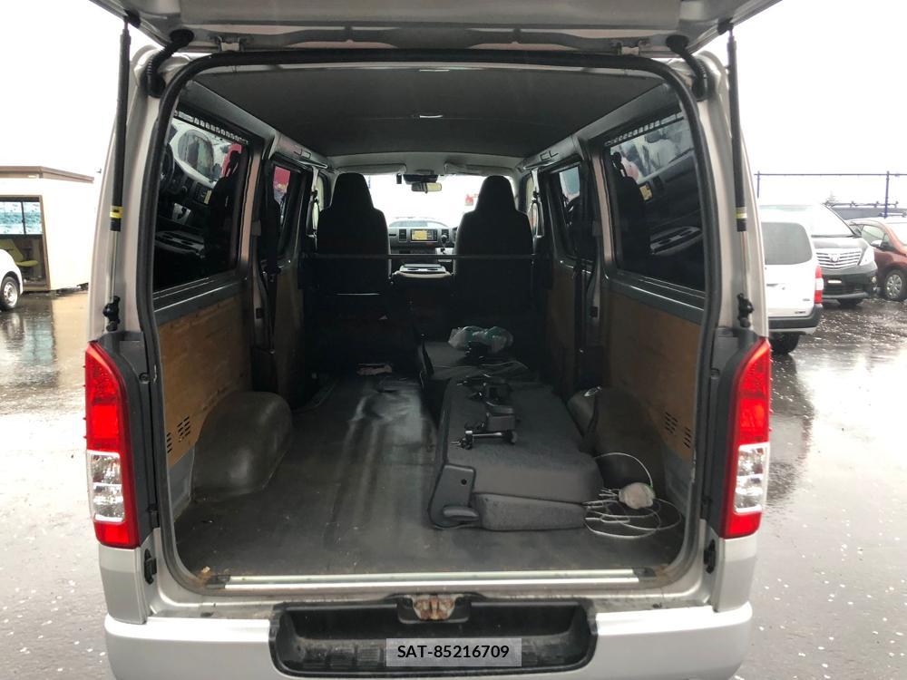 Toyota HIACE VAN 2019 5358331-27