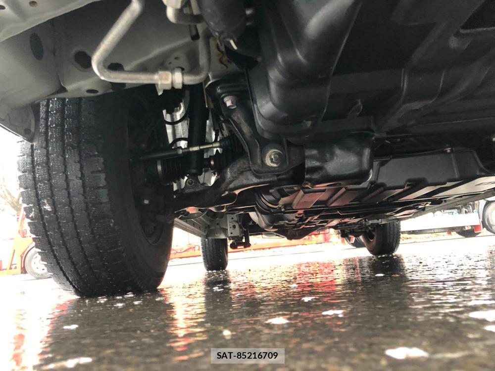 Toyota HIACE VAN 2019 5358331-33