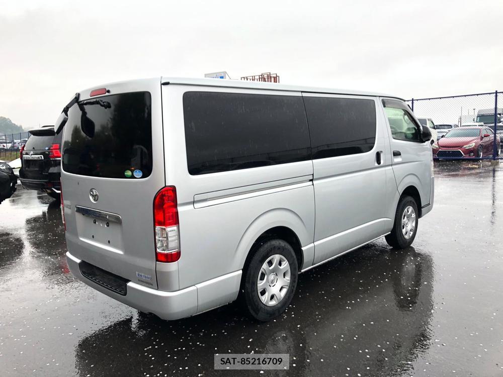 Toyota HIACE VAN 2019 5358331-4