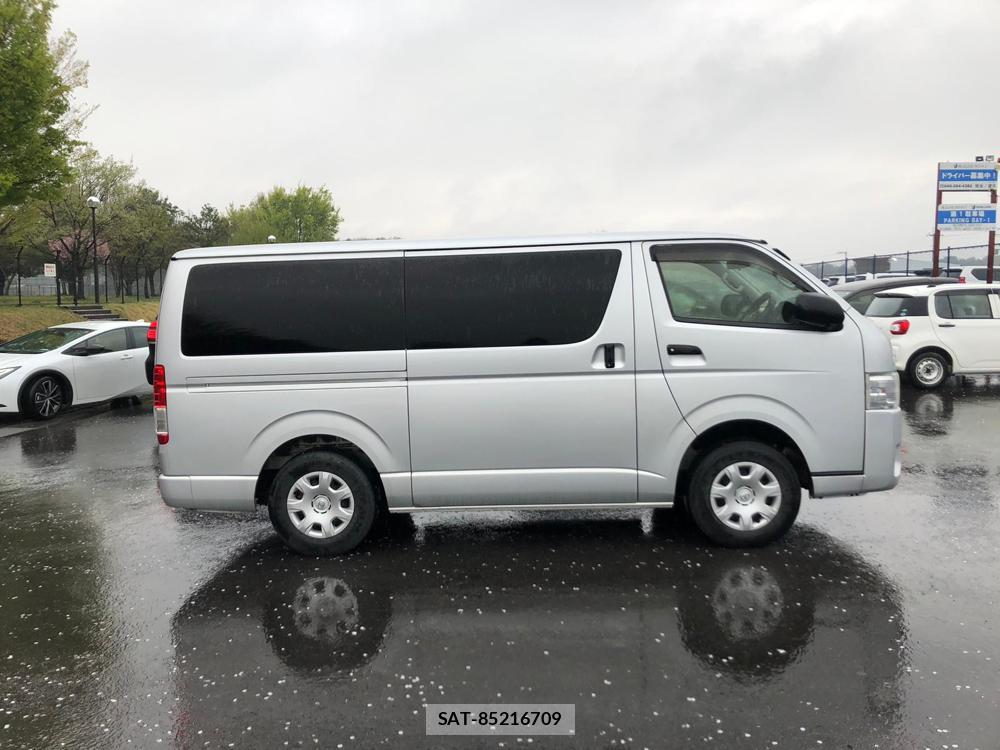 Toyota HIACE VAN 2019 5358331-5