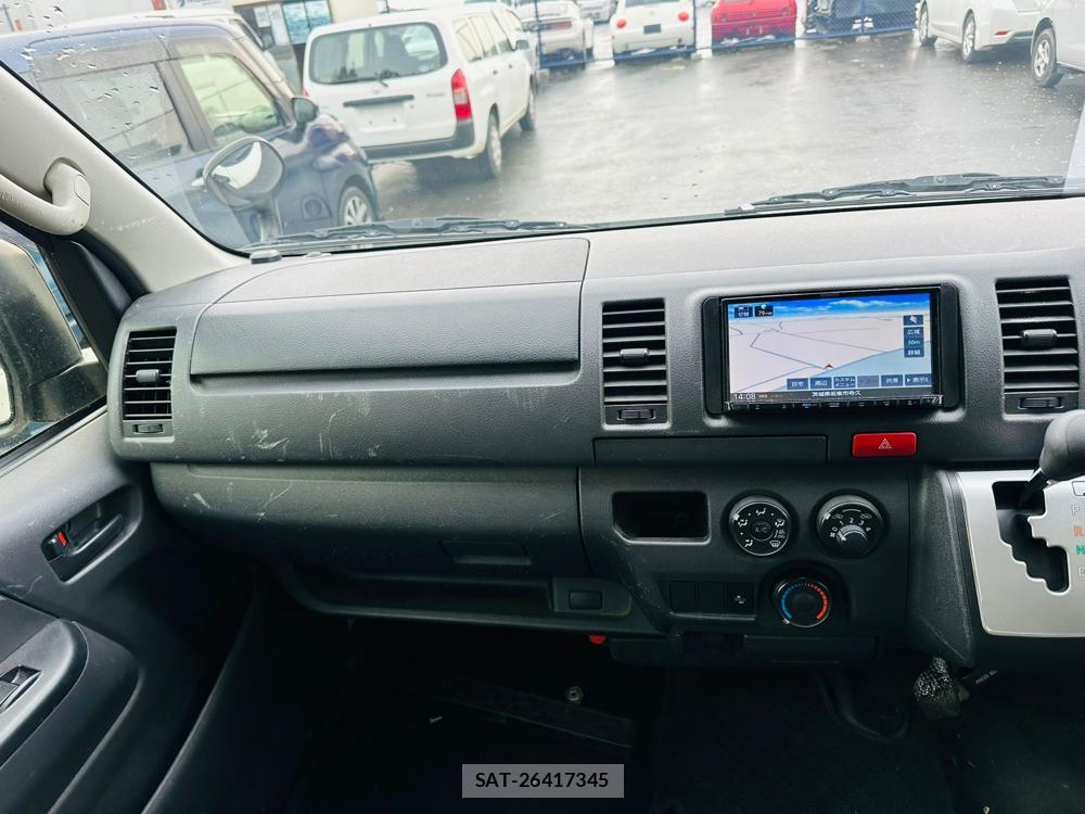 Toyota HIACE VAN 2020 5852479-17