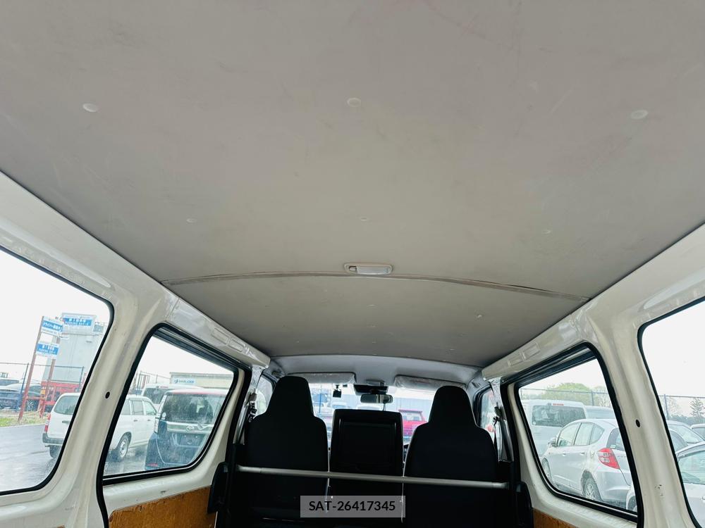 Toyota HIACE VAN 2020 5852479-24