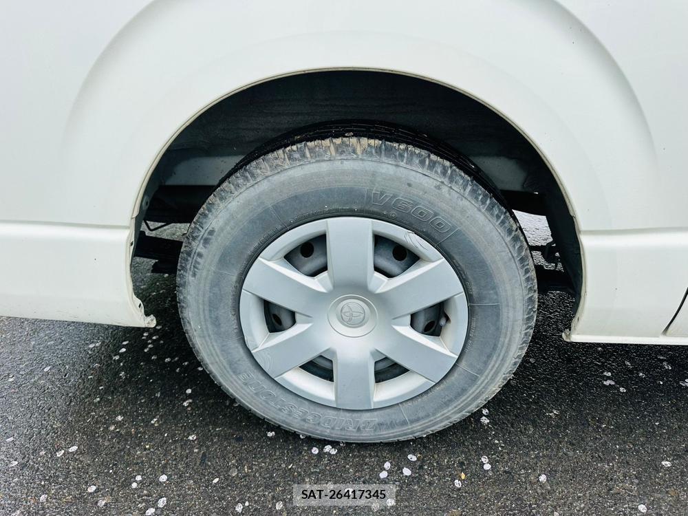 Toyota HIACE VAN 2020 5852479-27
