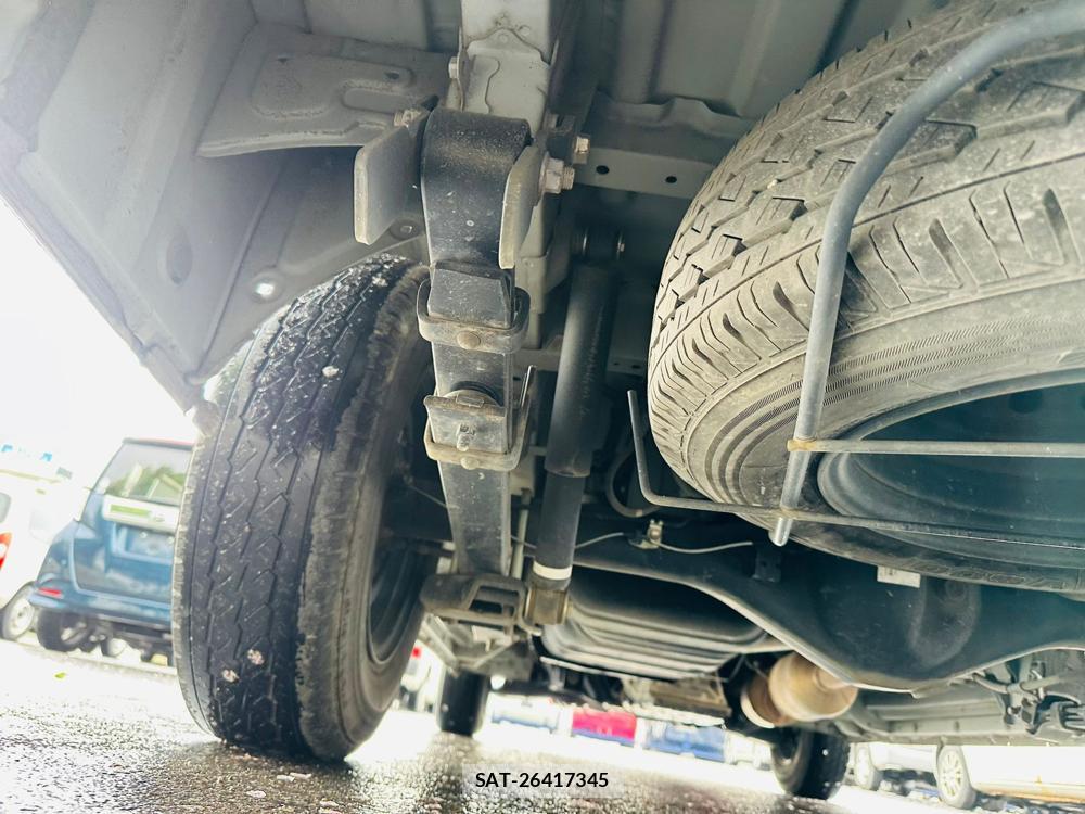 Toyota HIACE VAN 2020 5852479-35