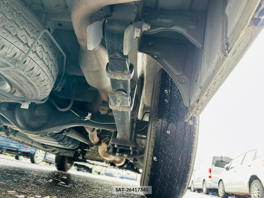 Toyota HIACE VAN 2020 5852479-36