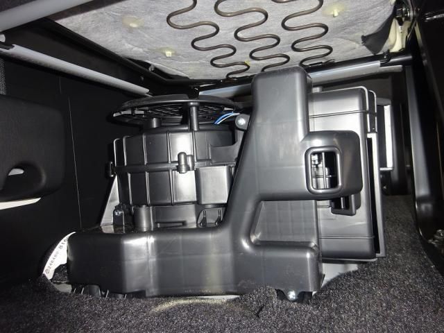 Toyota HIACE VAN 2026-01 6050455-25