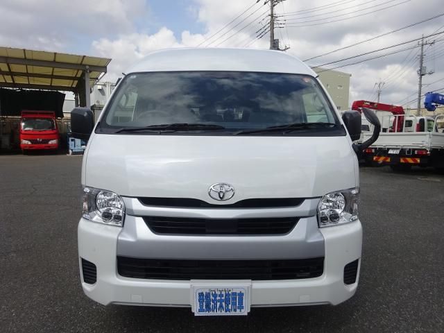 Toyota HIACE VAN 2026-01 6050455-4