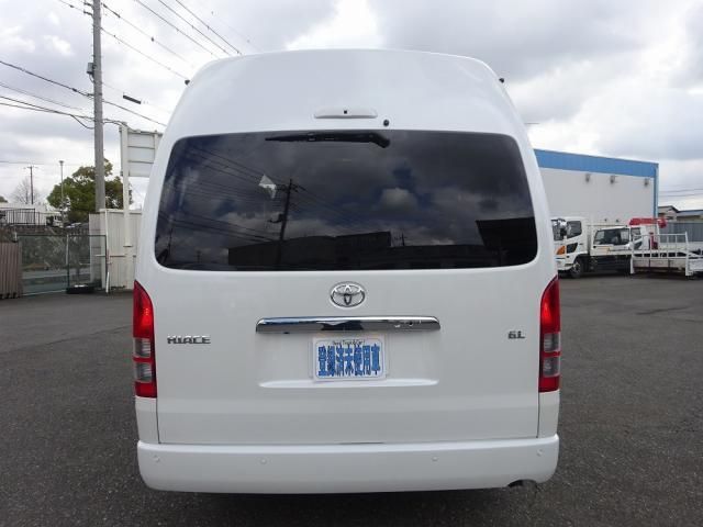 Toyota HIACE VAN 2026-01 6050455-5