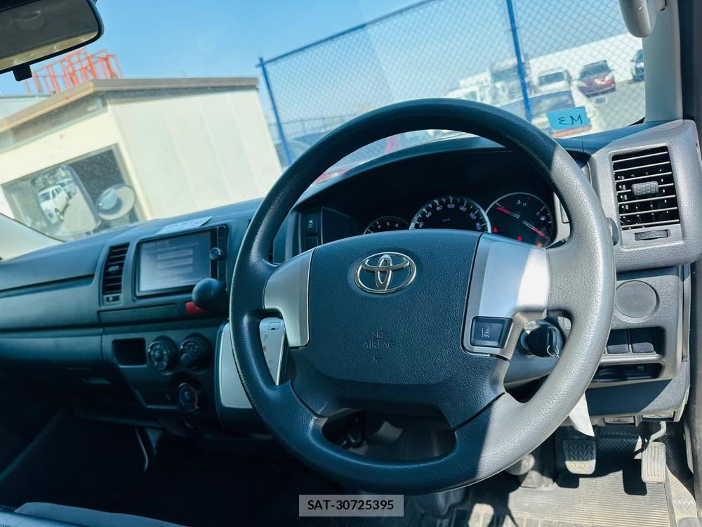Toyota HIACE VAN 2019 4668273-14