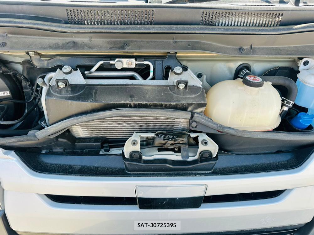 Toyota HIACE VAN 2019 4668273-33