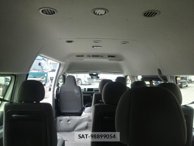 Toyota HIACE VAN 2021-08 6676175-19