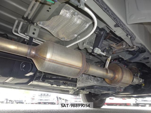 Toyota HIACE VAN 2021-08 6676175-25