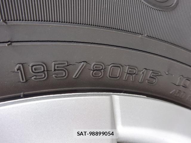 Toyota HIACE VAN 2021-08 6676175-27