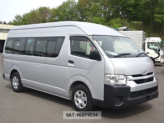Toyota HIACE VAN 2021-08 6676175-2