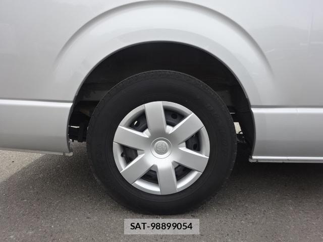 Toyota HIACE VAN 2021-08 6676175-29