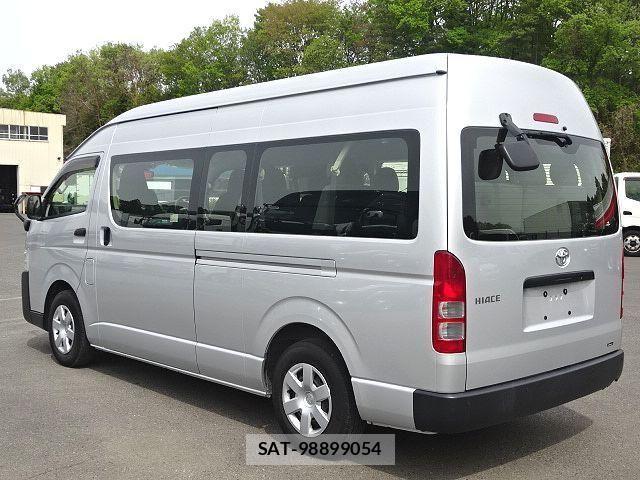 Toyota HIACE VAN 2021-08 6676175-5
