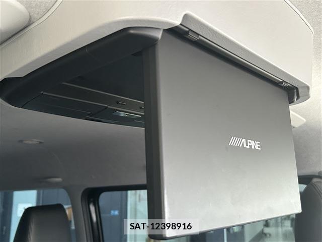 Toyota HIACE VAN 2022-08 6751799-18