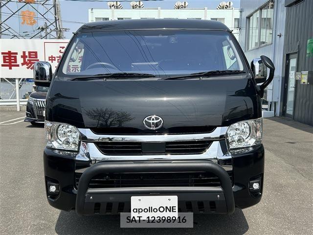 Toyota HIACE VAN 2022-08 6751799-1