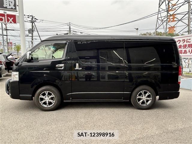 Toyota HIACE VAN 2022-08 6751799-6