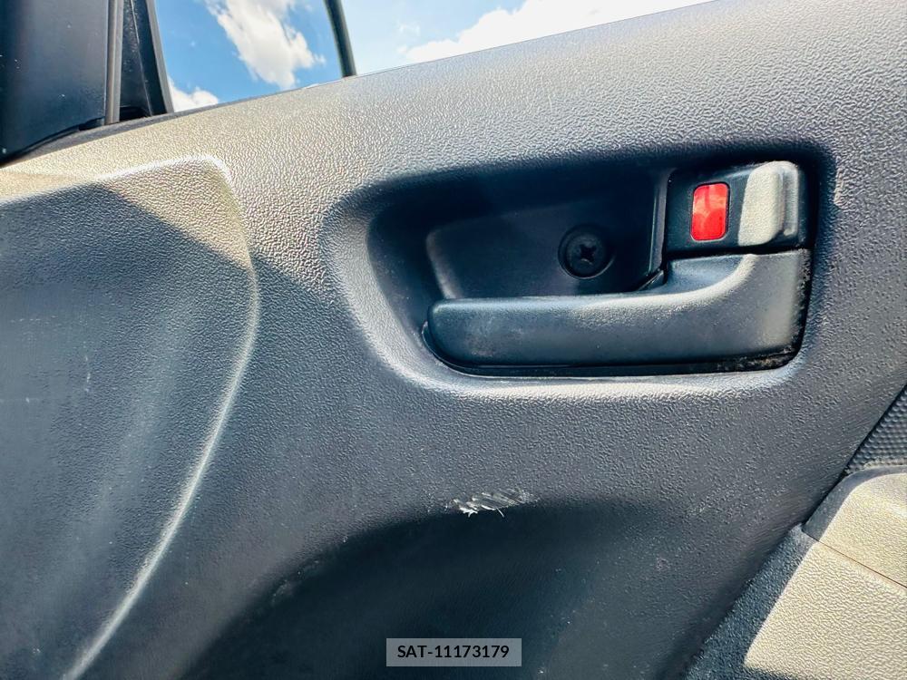 Toyota HIACE VAN 2019 6700940-20