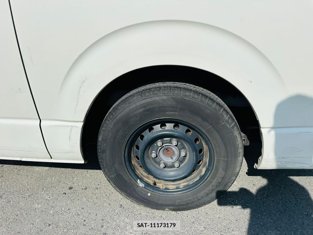 Toyota HIACE VAN 2019 6700940-30