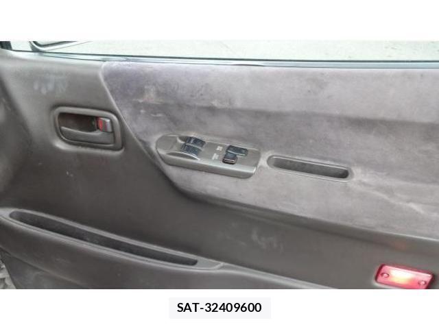 Toyota HIACE VAN 2000-05 6791073-14