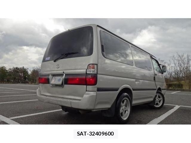 Toyota HIACE VAN 2000-05 6791073-1