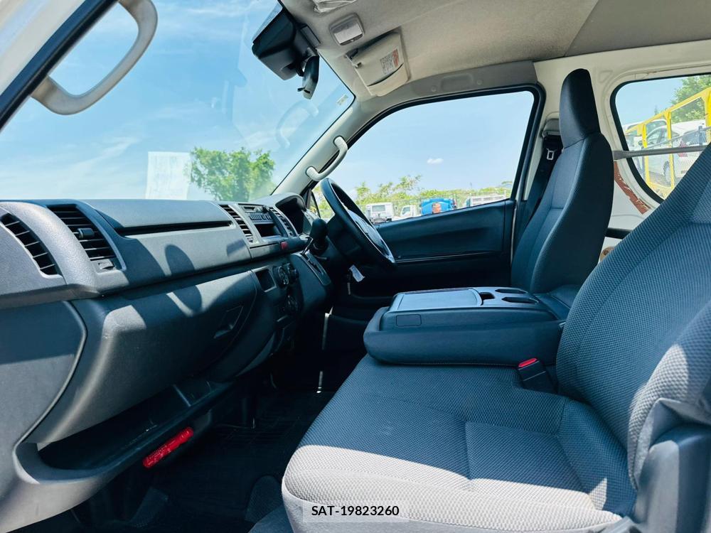Toyota HIACE VAN 2019 6714470-9