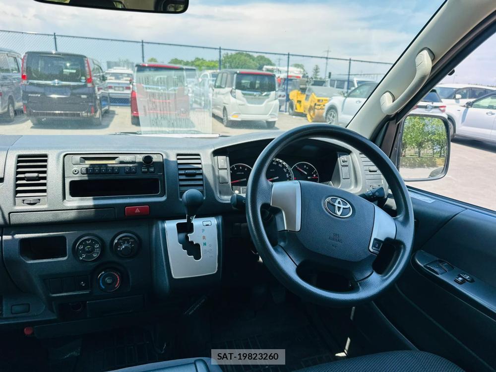 Toyota HIACE VAN 2019 6714470-12