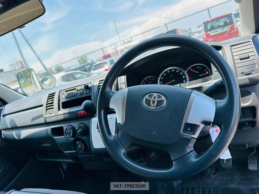 Toyota HIACE VAN 2019 6714470-13