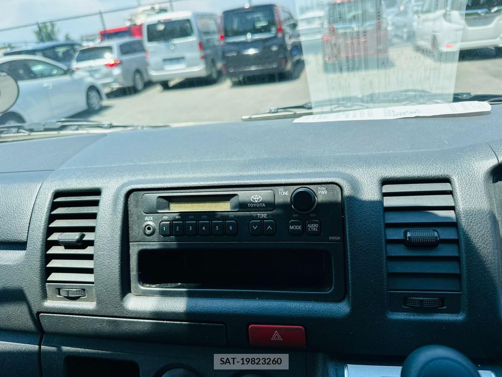 Toyota HIACE VAN 2019 6714470-17