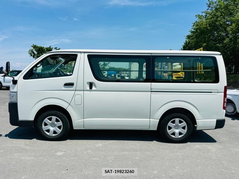 Toyota HIACE VAN 2019 6714470-1