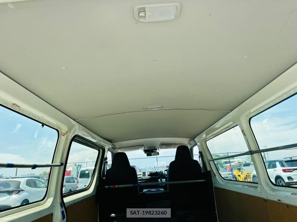 Toyota HIACE VAN 2019 6714470-23