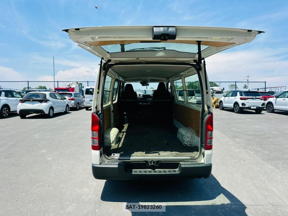 Toyota HIACE VAN 2019 6714470-25