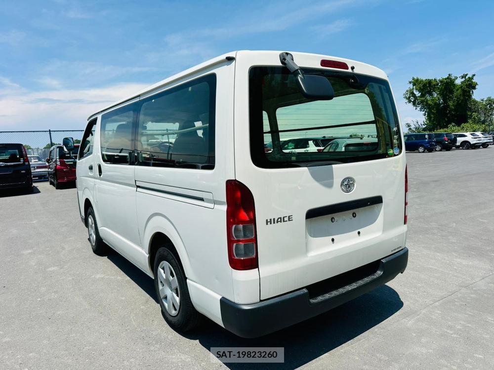 Toyota HIACE VAN 2019 6714470-2