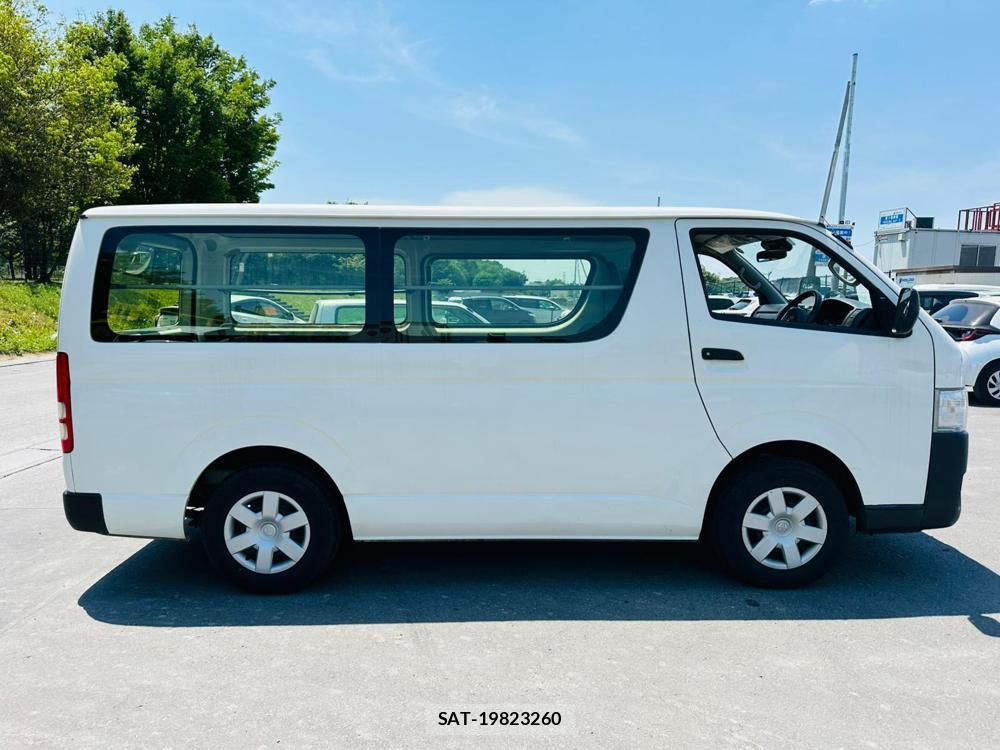 Toyota HIACE VAN 2019 6714470-5