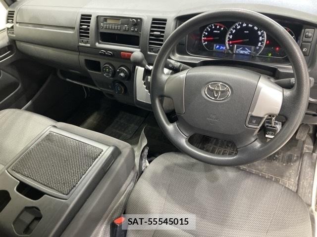 Toyota HIACE VAN 2019 6804490-5