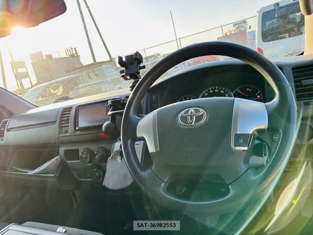 Toyota HIACE VAN 2019 6762419-14