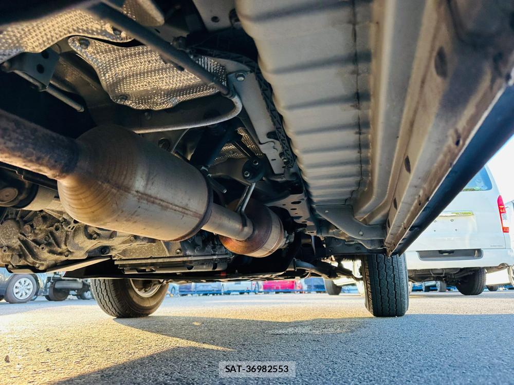 Toyota HIACE VAN 2019 6762419-36
