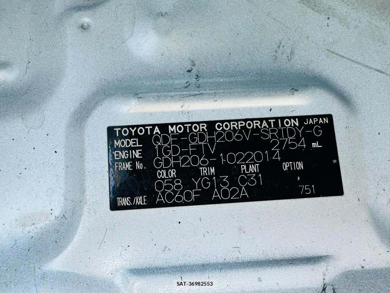 Toyota HIACE VAN 2019 6762419-38